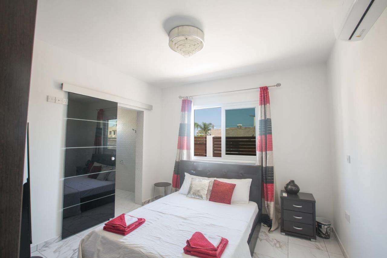 Broadway Villas Protaras Esterno foto