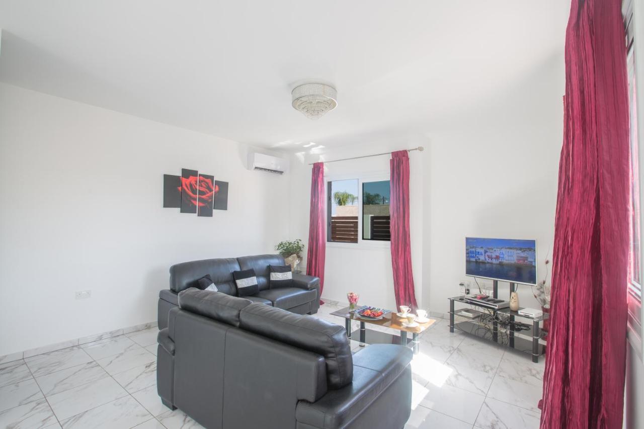 Broadway Villas Protaras Esterno foto