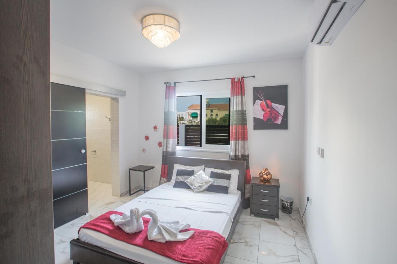 Broadway Villas Protaras Esterno foto